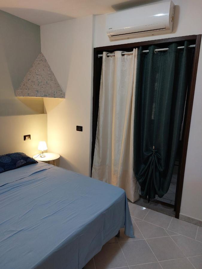 B&B A Casa Di Monica Olbia Exterior foto